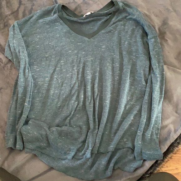 Aritzia - Wilfred Sherbrooke V- Neck Pullover - Picture 1 of 2